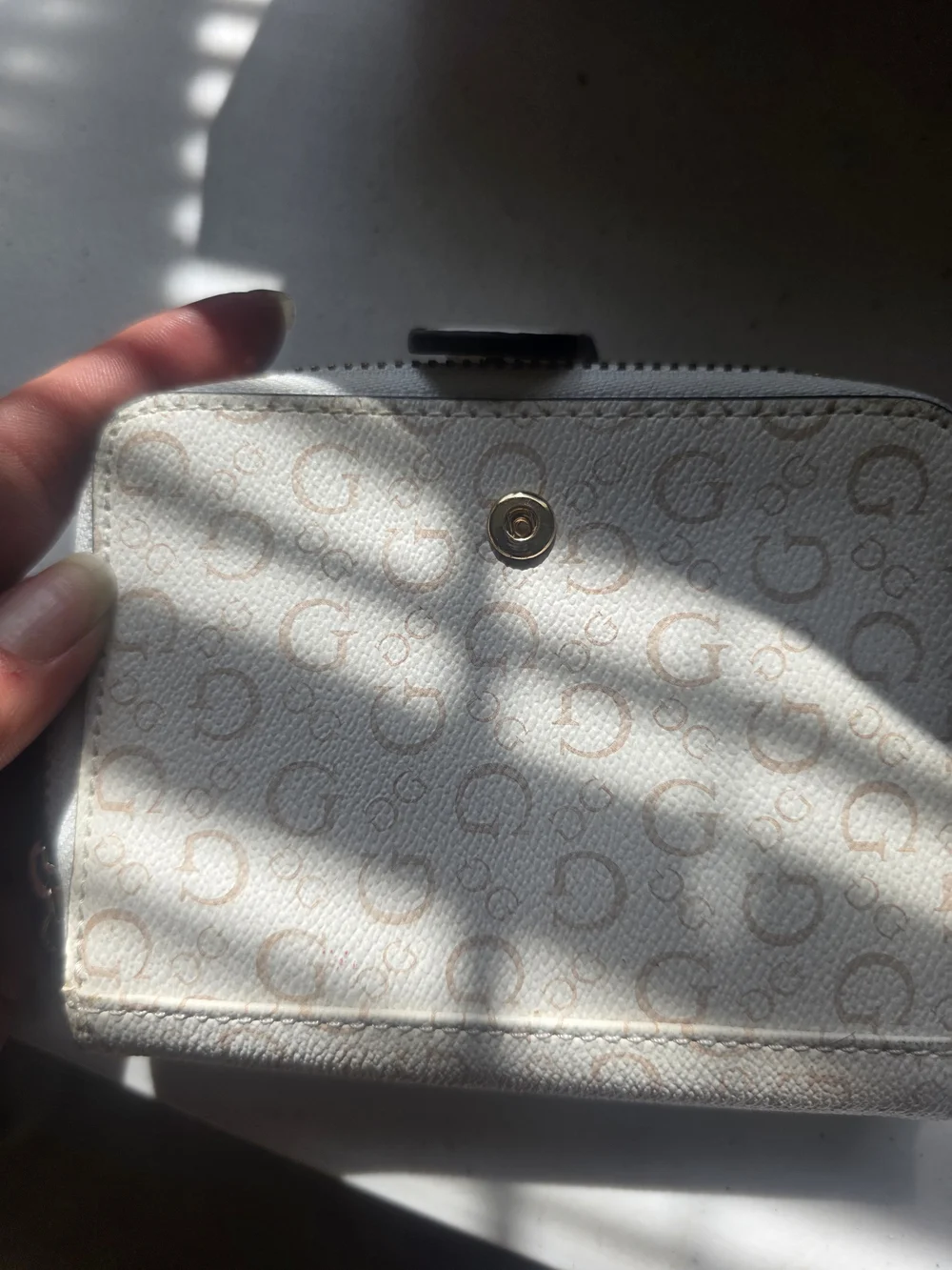 GUESS White Logo Bifold Wallet